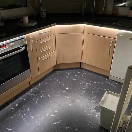Schoene Moderne 2-zimmerwohnung Goeppingen