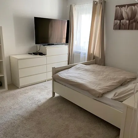 Schoene Moderne 2-zimmerwohnung * Goeppingen
