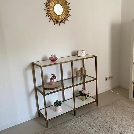 Schoene Moderne 2-zimmerwohnung *