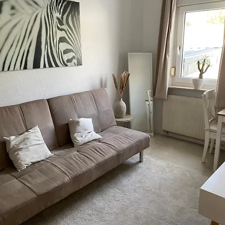 Schoene Moderne 2-zimmerwohnung Apartment
