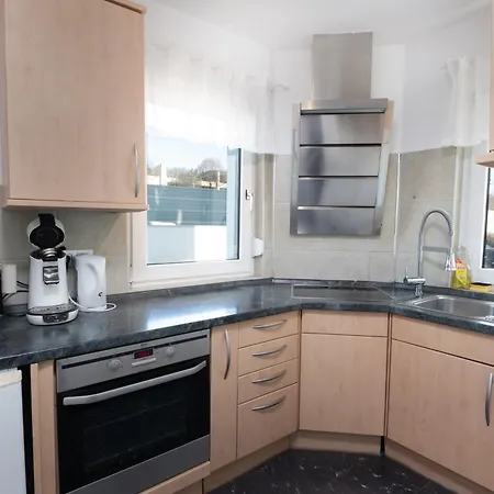 Schoene Moderne 2-zimmerwohnung *