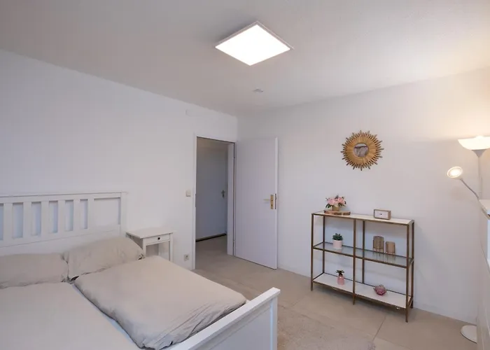 Schoene Moderne 2-zimmerwohnung * 格平根